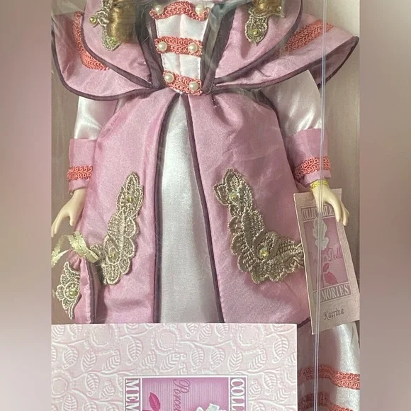 NWT Hand Crafted Pretty in Pink- “Collectable Memories” Doll, Elegant, FunGifts🎄 - Picture 10 of 16